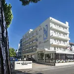 Hollywood***s Hotel 3*