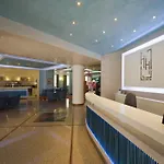 Hotel Hollywood***s