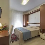 Hollywood***s Hotel Lido di Jesolo