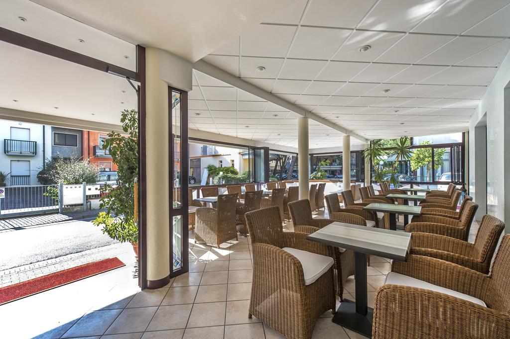 Hollywood***s Hotel 3*