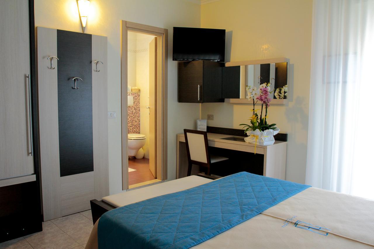 Hollywood***s 3* Lido di Jesolo